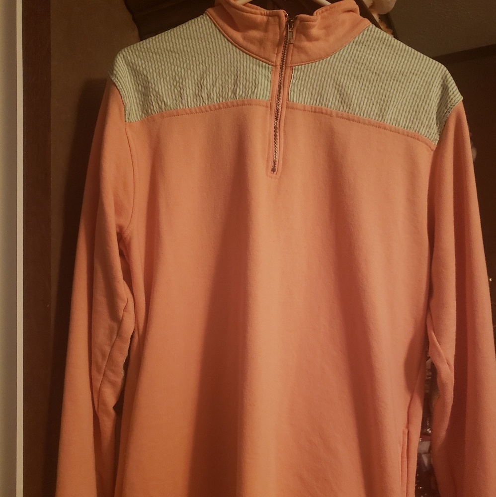 Boutique pullover
